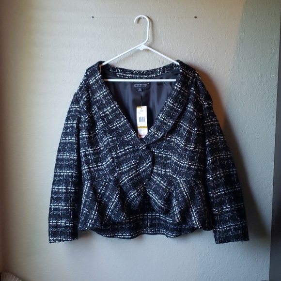 Jones New York Jackets & Blazers - NWT Jones New York size 16W blazer